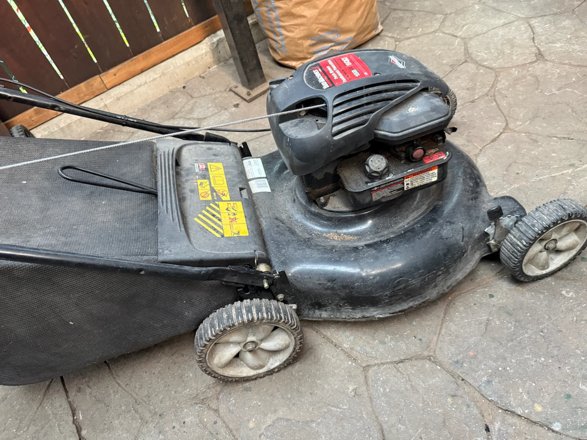 Yard machines lawn mower - photo 4
