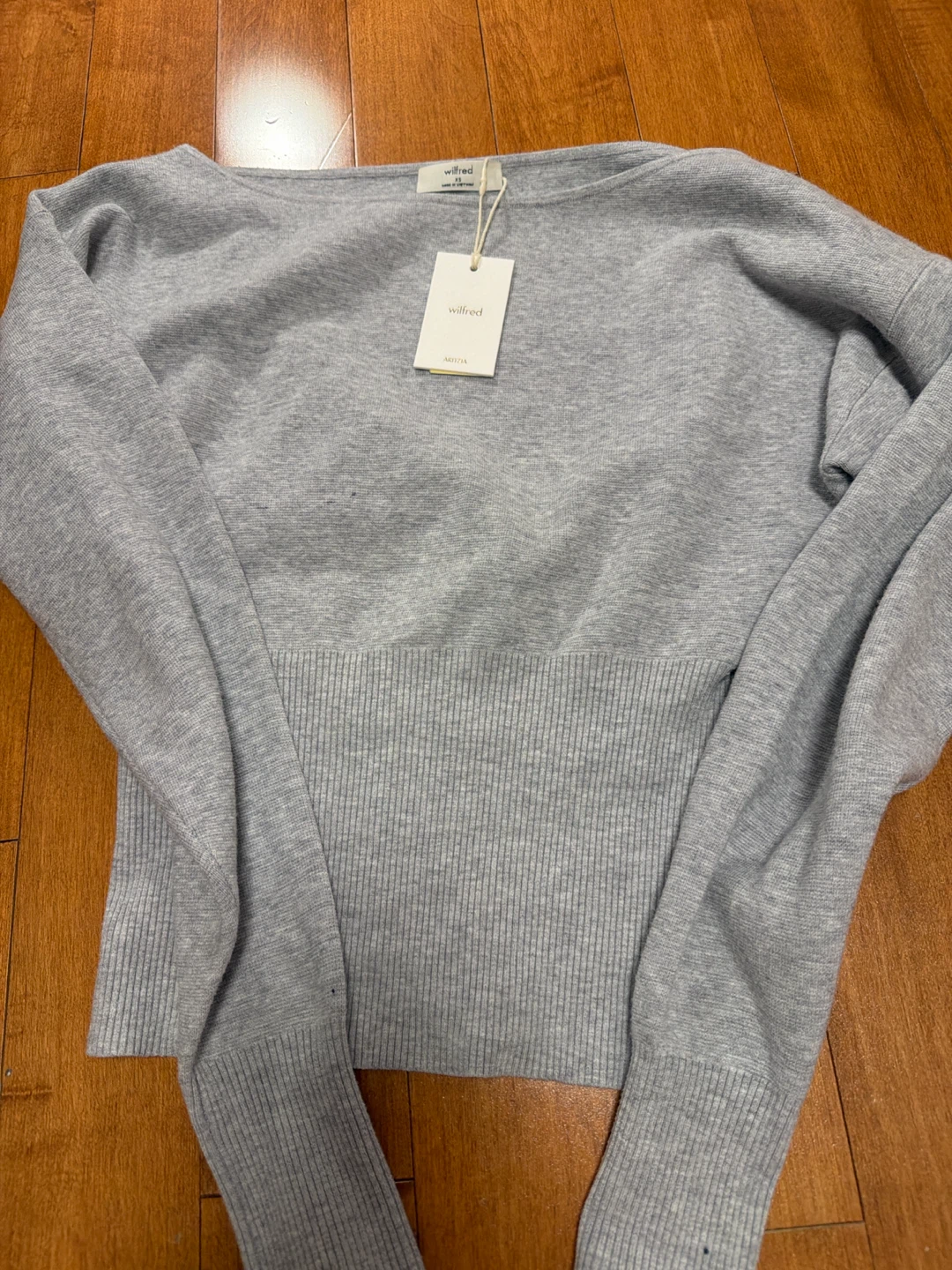 Wilfred Grey Sweater