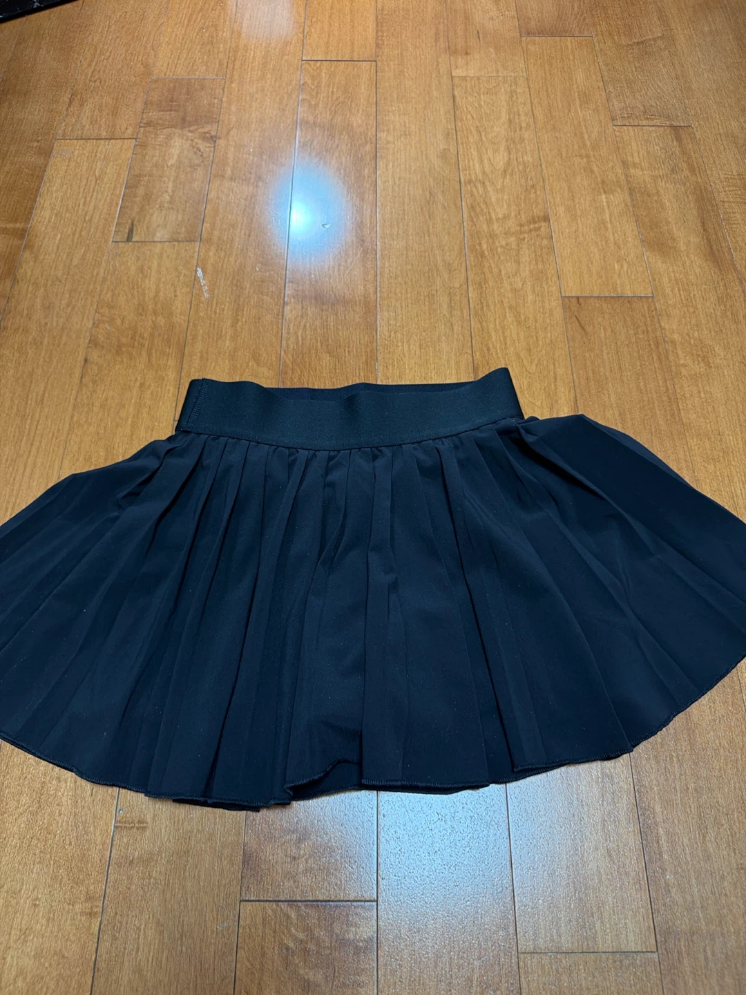Tna Pleated Mini Skirt - Black