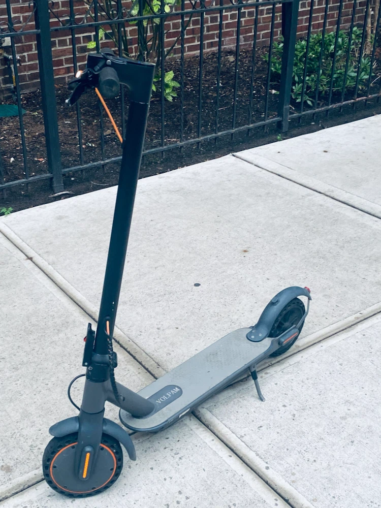 VOLPAM Electric Scooter run fast 25mph