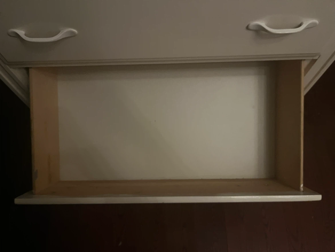 White Chest of Drawers - photo 5