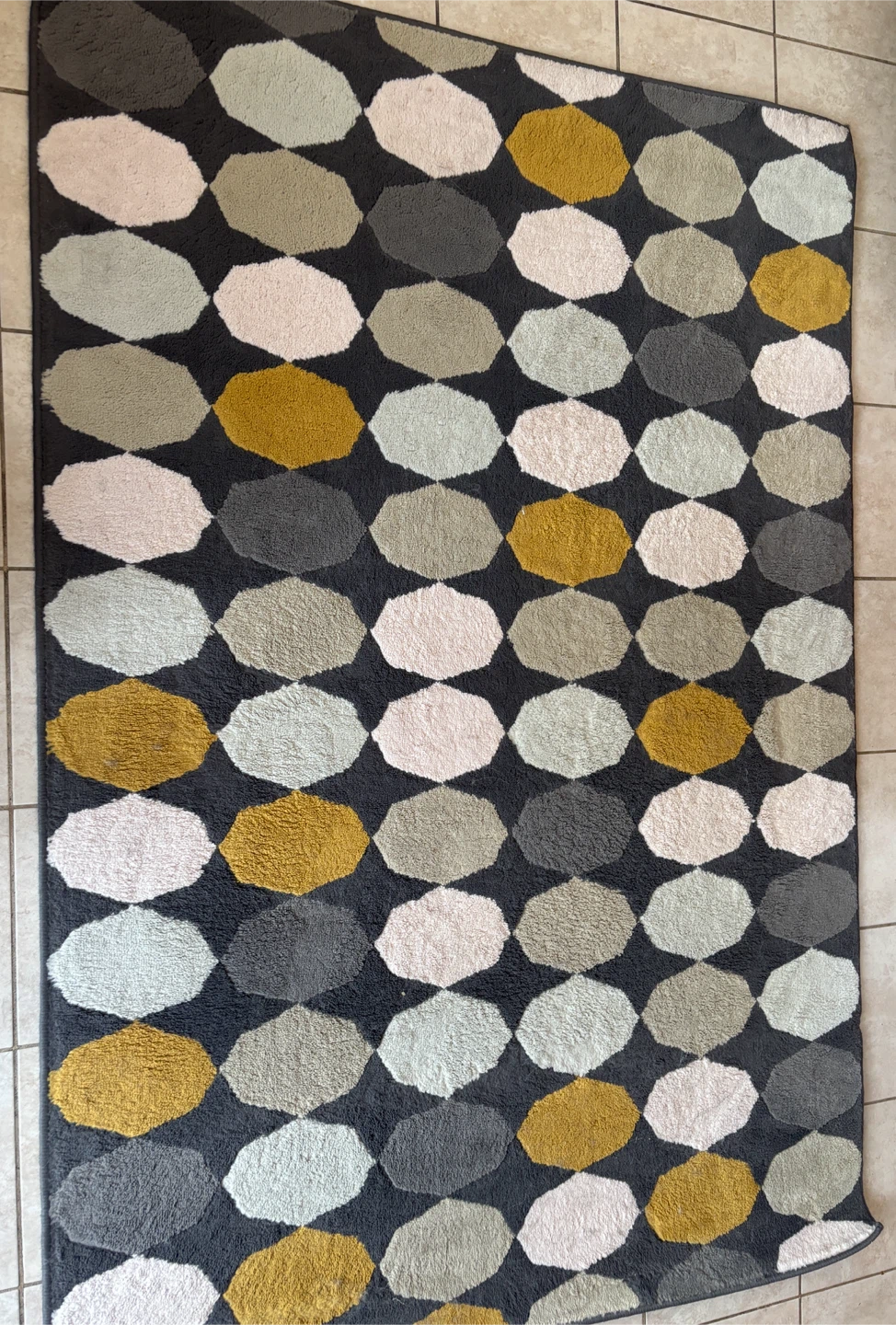 Beautiful Area Rug by IKEA (4x 6 feet) - photo 3