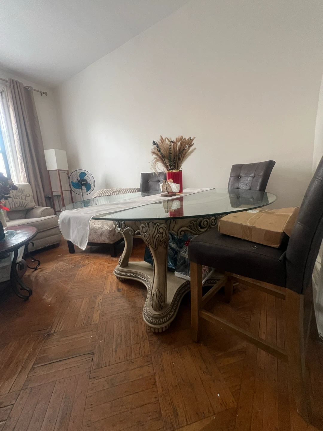 Round Glass Top Dining Table with Ornate Base - photo 3