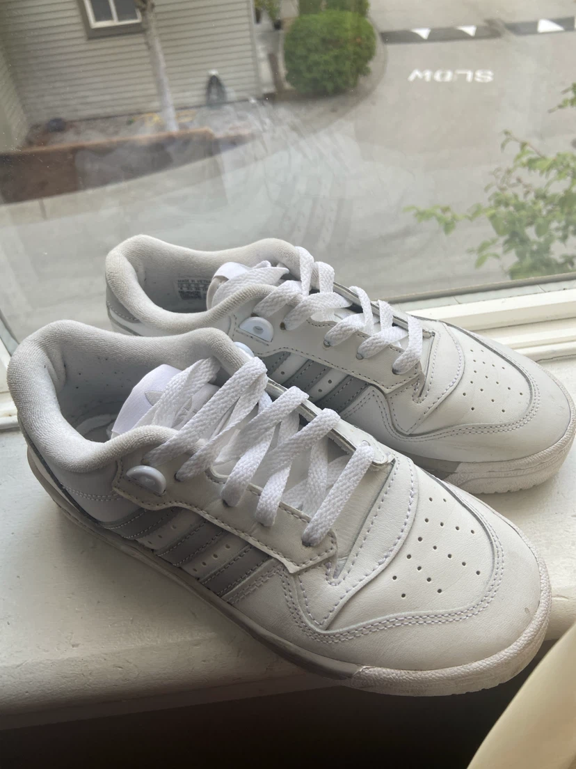 Adidas White & Grey Sneakers - photo 4