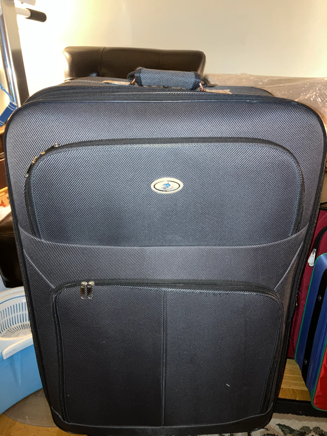 Tiburon Azul Large Softshell Suitcase-32”x21”x11”