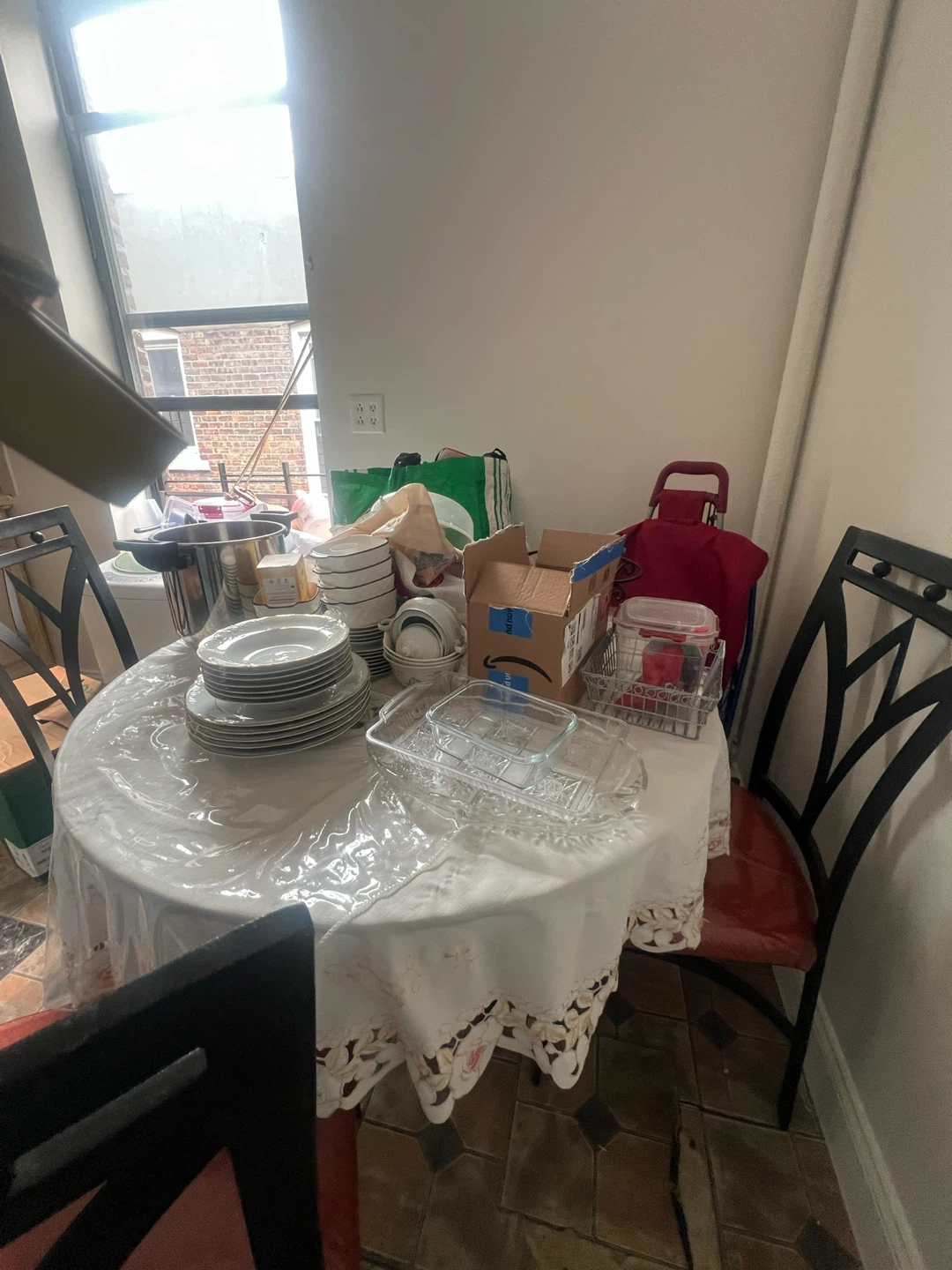 Round Dining Table with 4 Chairs - photo 3