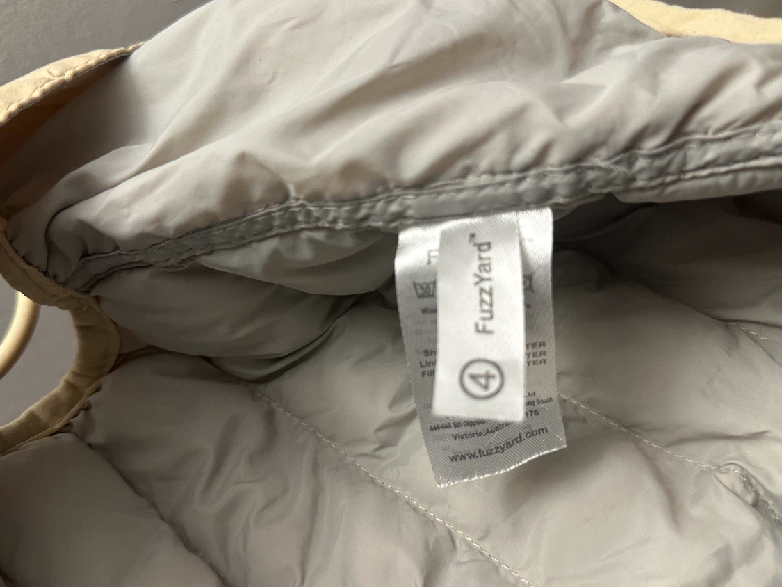 Fuzzyard Dog Winter Coat Size 4 - photo 3