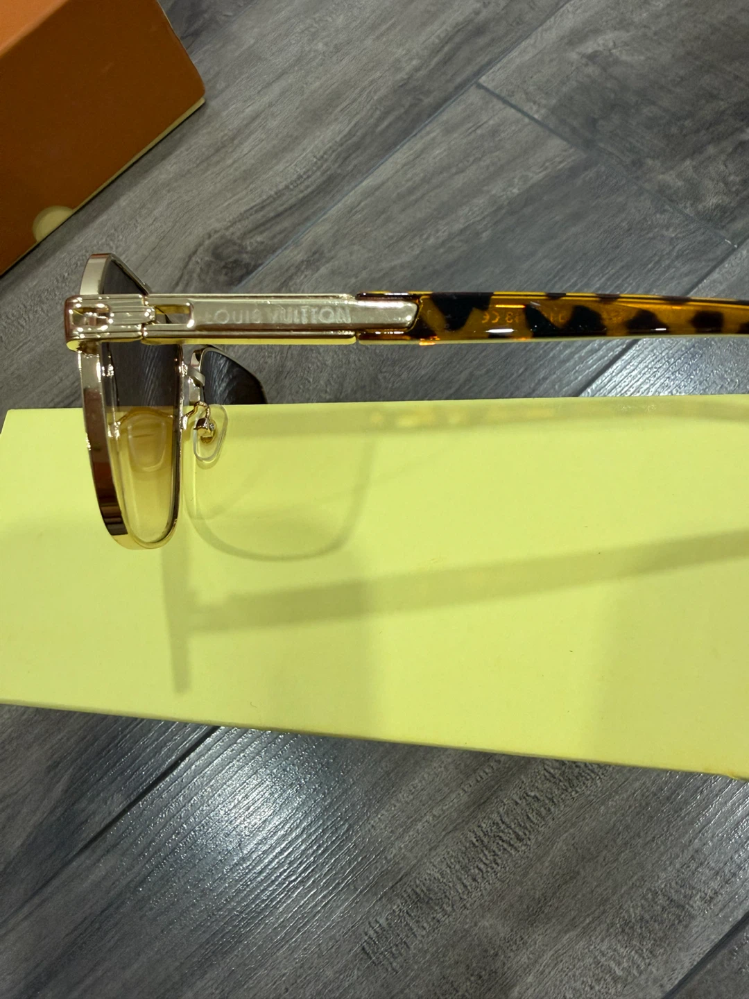 Sunglasses - photo 5