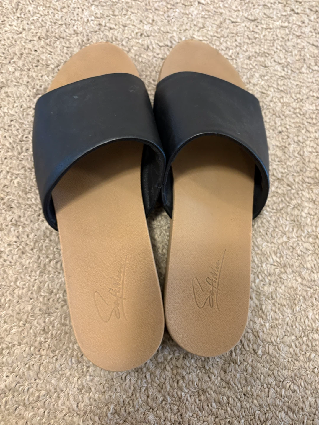 Soft Moc Women's Black Slides Size 9