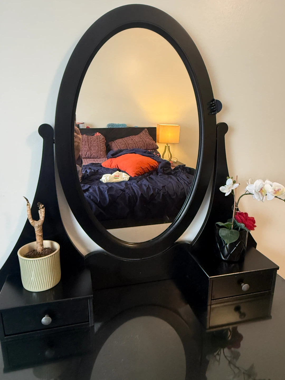 Black Vanity Table with Mirror and Drawers - photo 3