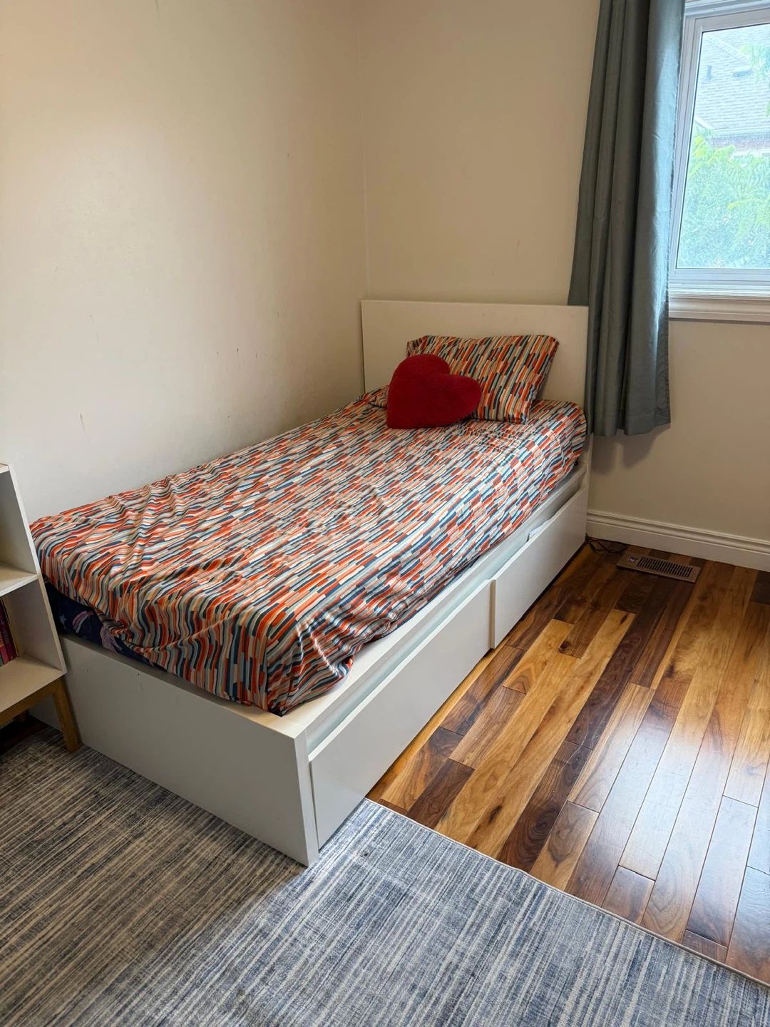 Twin Bed with Storage Drawers