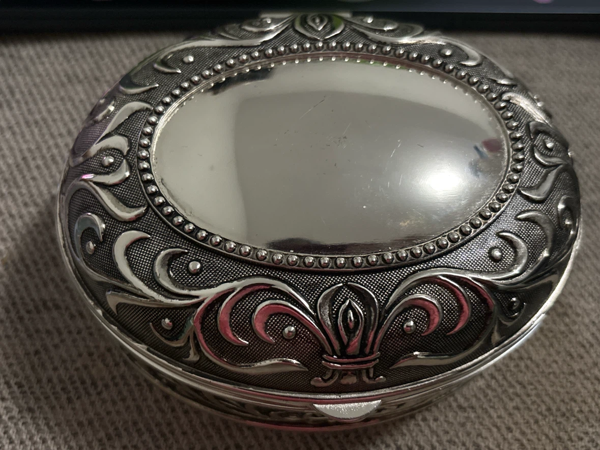 Decorative Oval Trinket Box with Ornate Silver Finish-set of 2