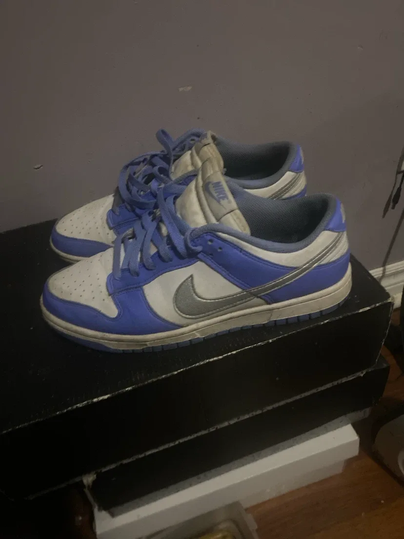SIZE 10 Nike Dunk Blue and White