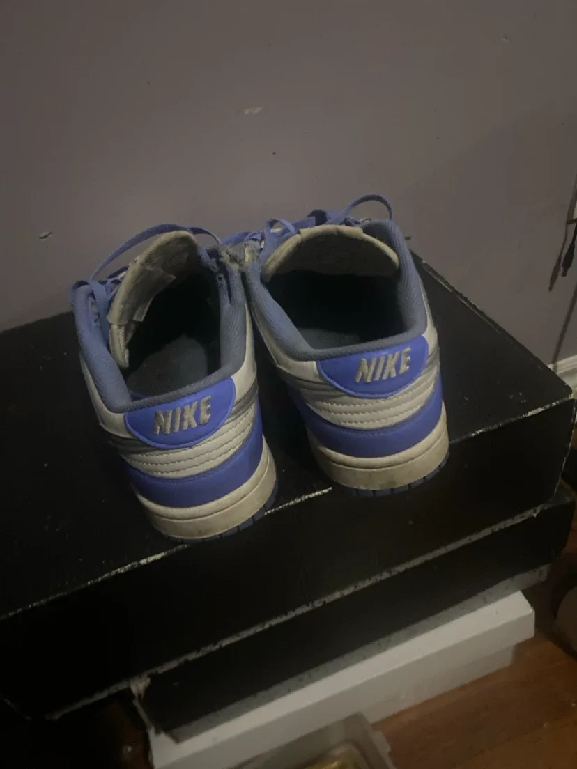 SIZE 10 Nike Dunk Blue and White - photo 2