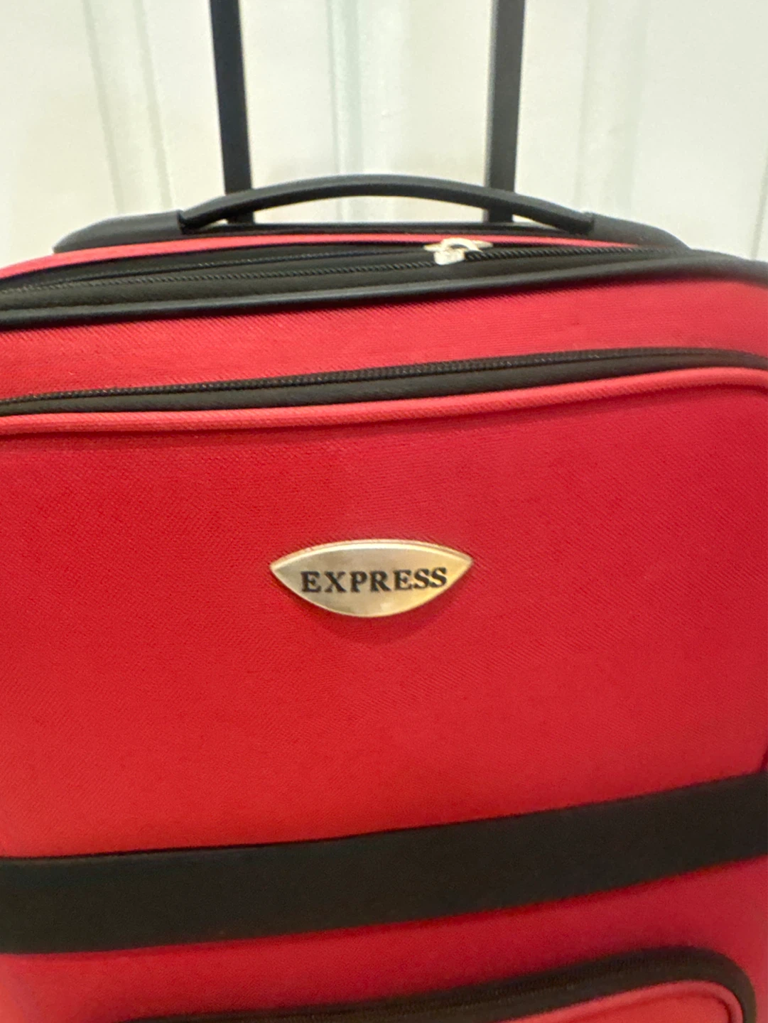 Red Express Spinner Luggage - photo 3