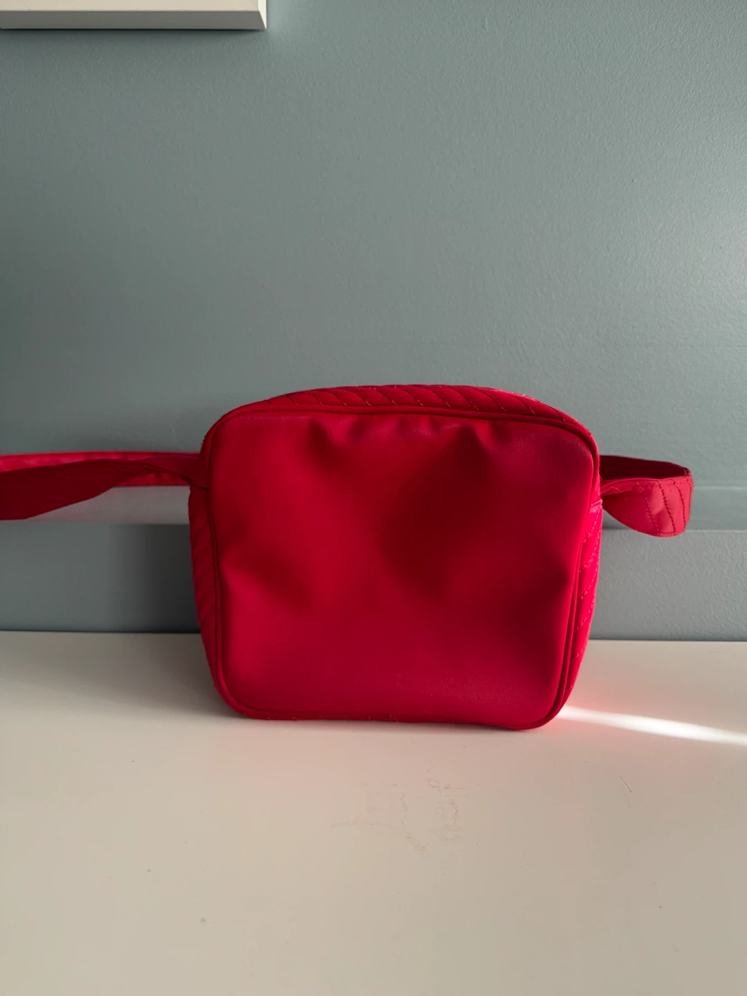 YSL Red Camera Bag Authentic - photo 2