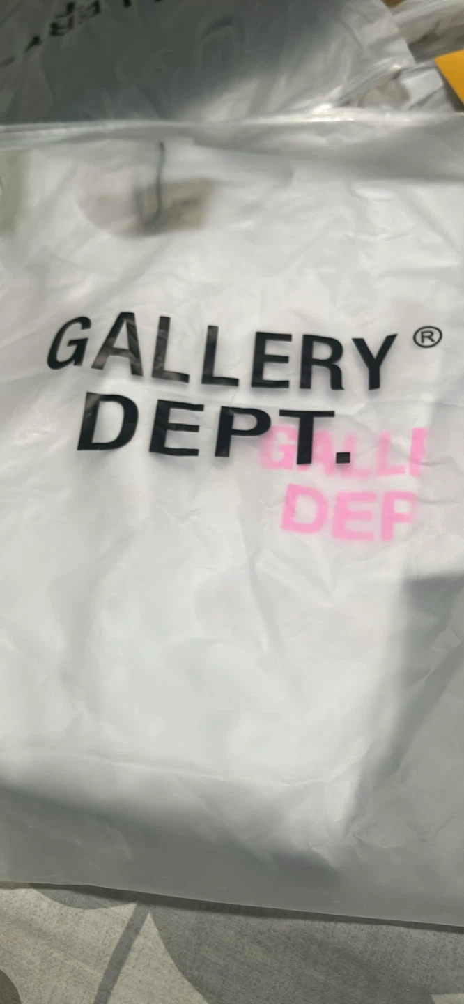 Gallery Dept. Hollywood CA T-Shirt - photo 3