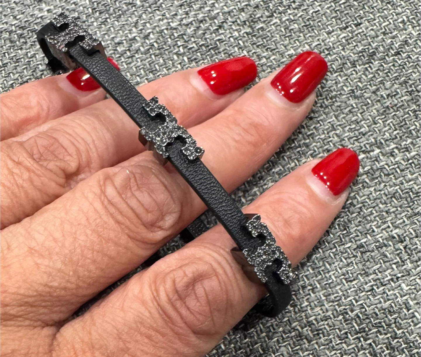 Tory Burch Embellished Crystal Serif-T Bracelet - photo 2