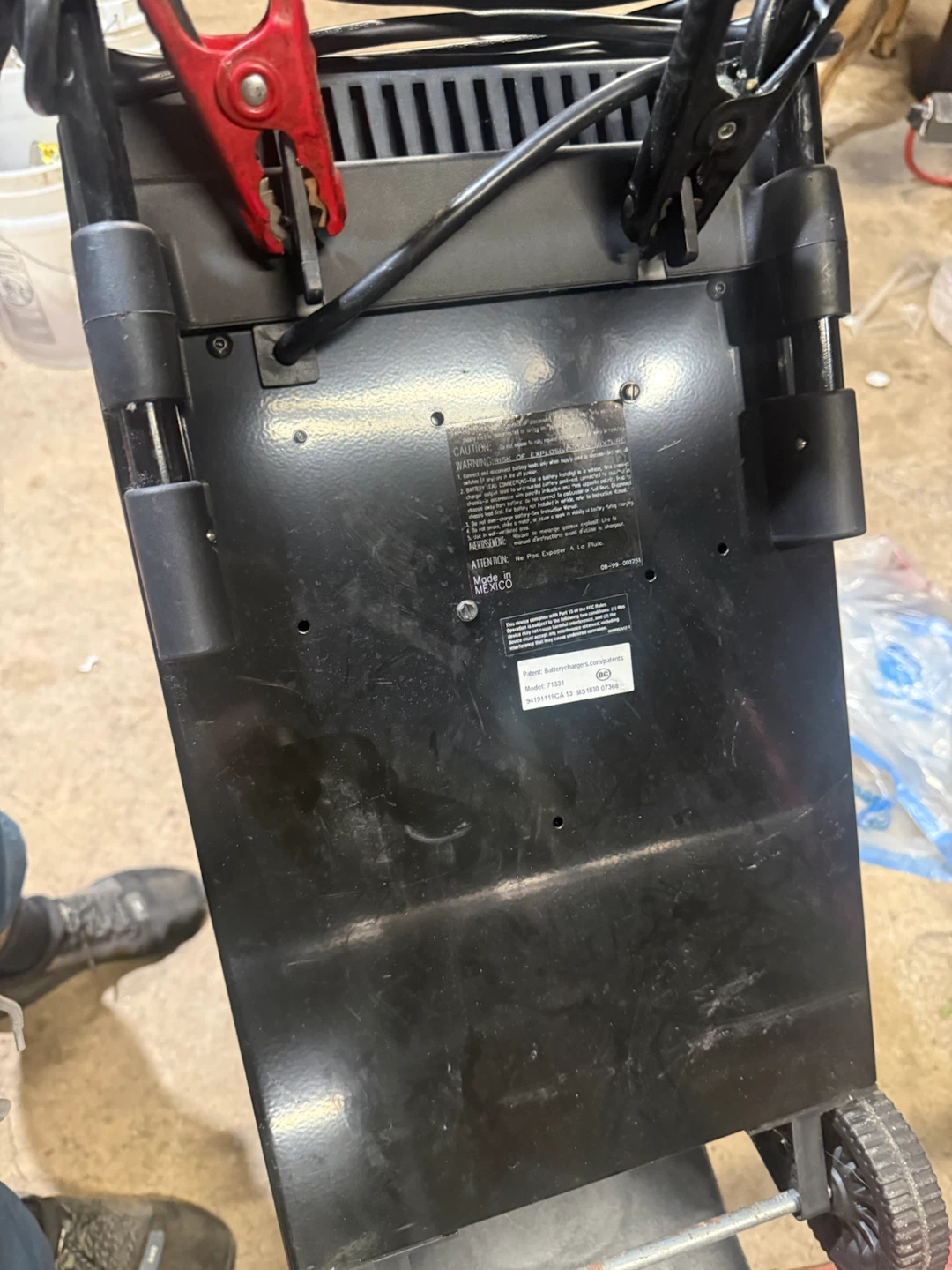DieHard 12V Battery Charger & Engine Starter - photo 2