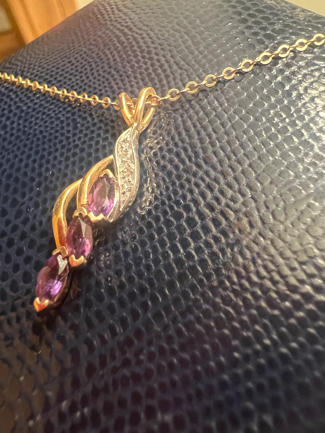14 k Gold Necklace with Amethyst and Diamonds - photo 3