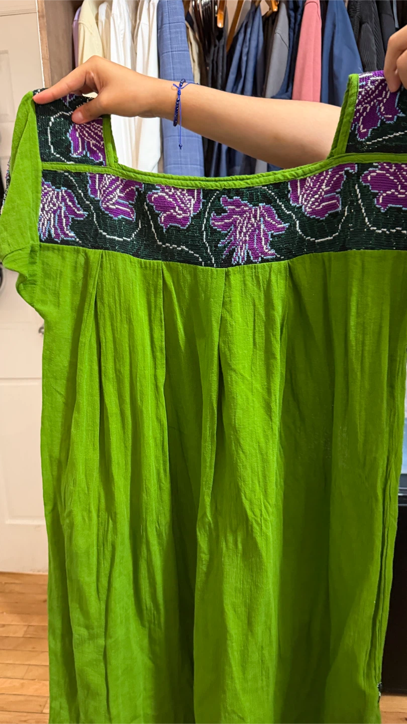 Embroidered Green Midi Dress México