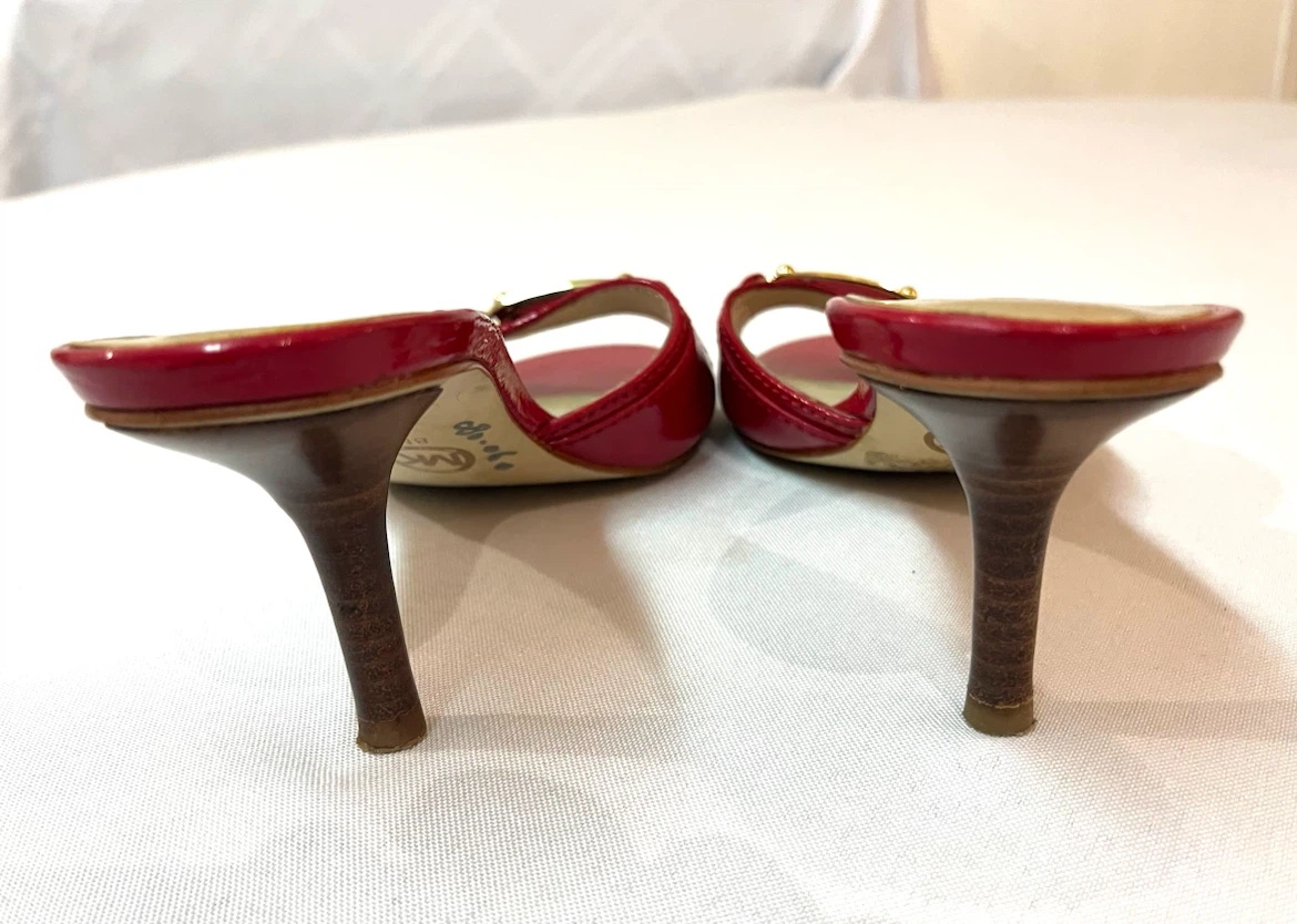 Michael Kors Red Patent Leather Mules - Size 8M - photo 4