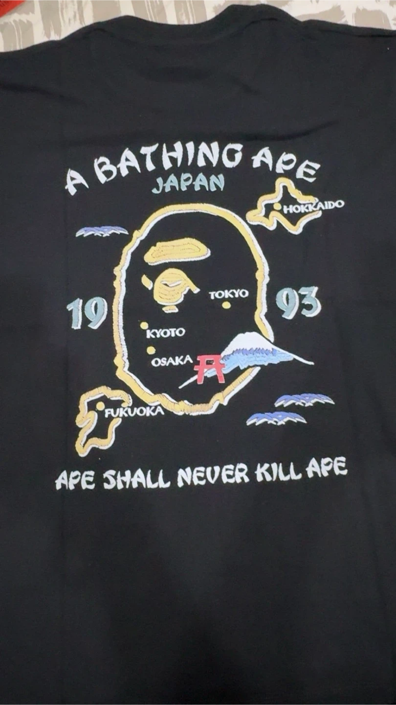 A Bathing Ape Black Graphic T-Shirt - photo 3