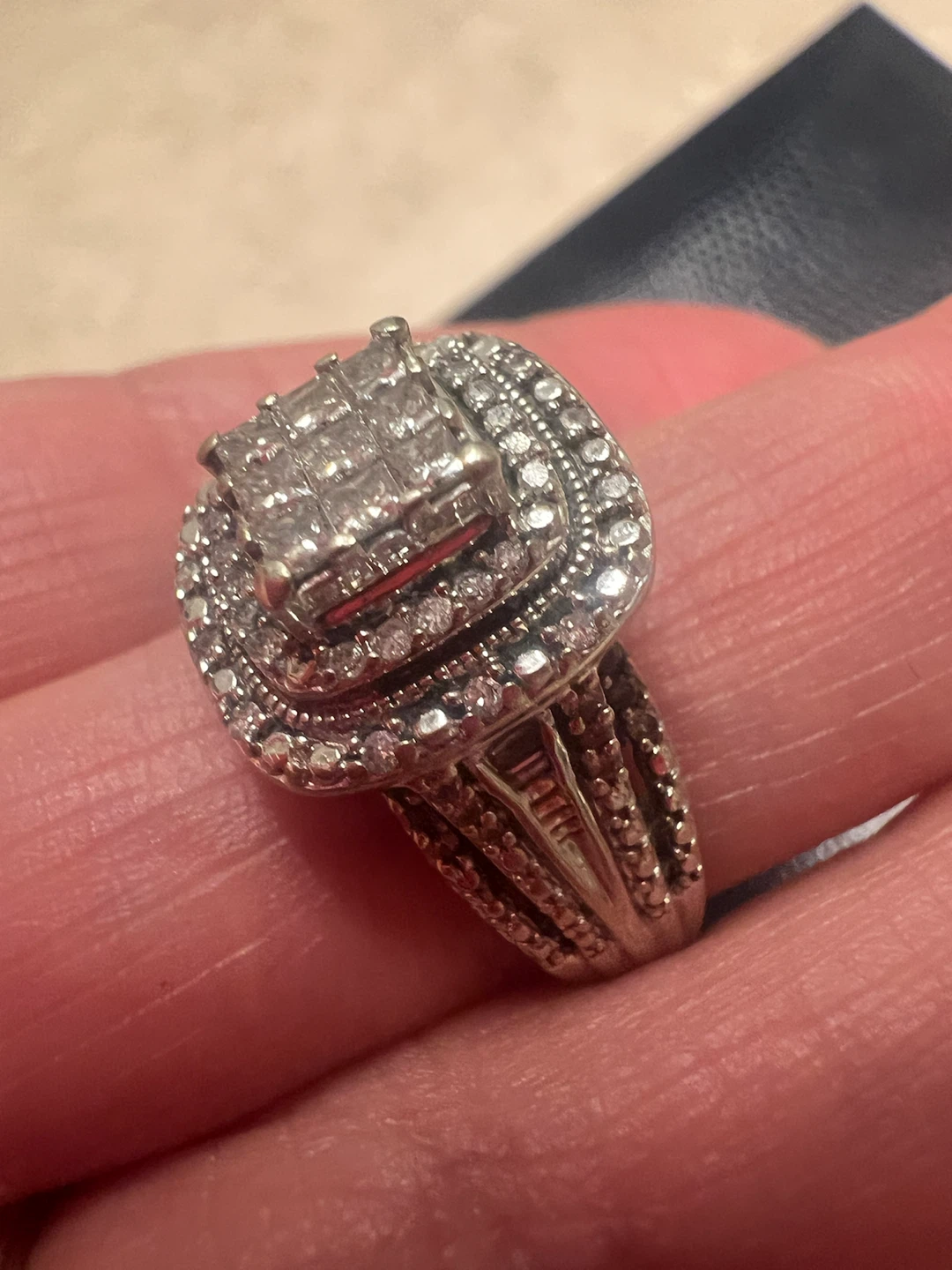 10 k Diamond Cluster Ring