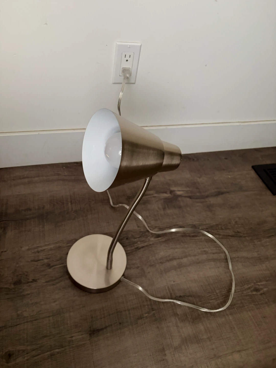 table lamp - photo 2