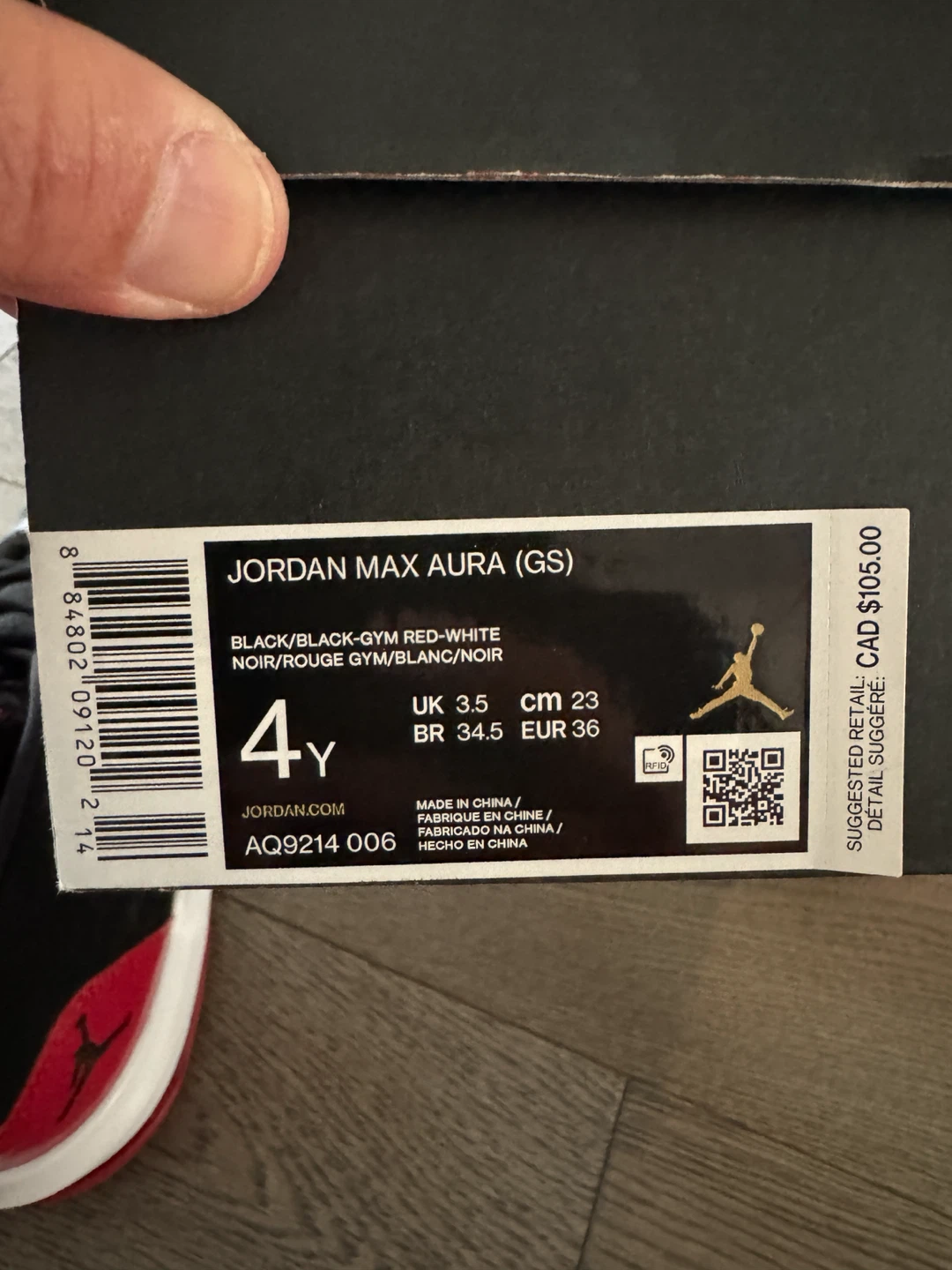 Jordan Max Aura Size 4y - photo 4
