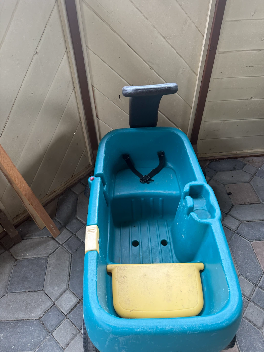 Teal Toy Wagon