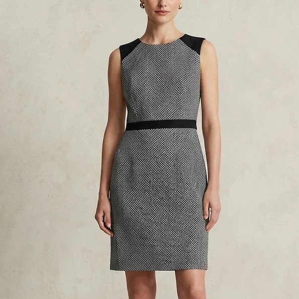 Banana Republic Black White Herringbone Sheath Dress Size 6