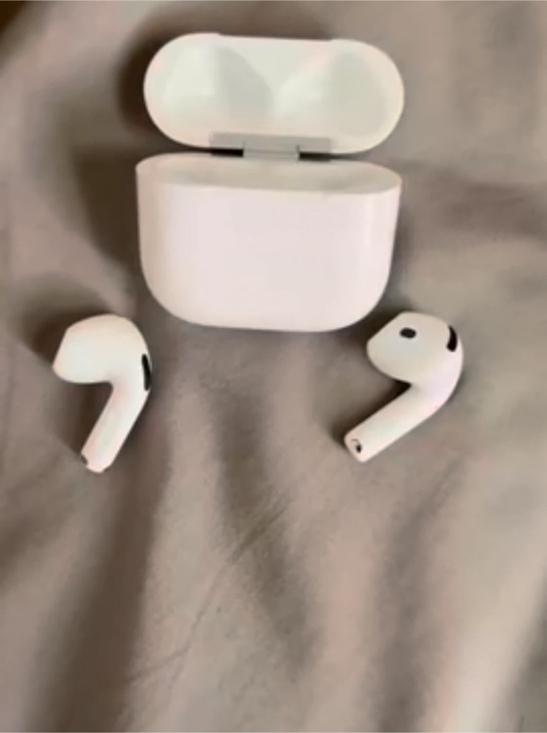 Brand new ear pods - photo 2