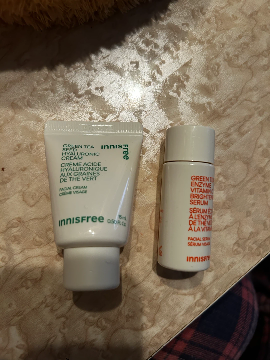 Innisfree Green Tea Seed Hyaluronic Cream & Vitamin C Serum Set