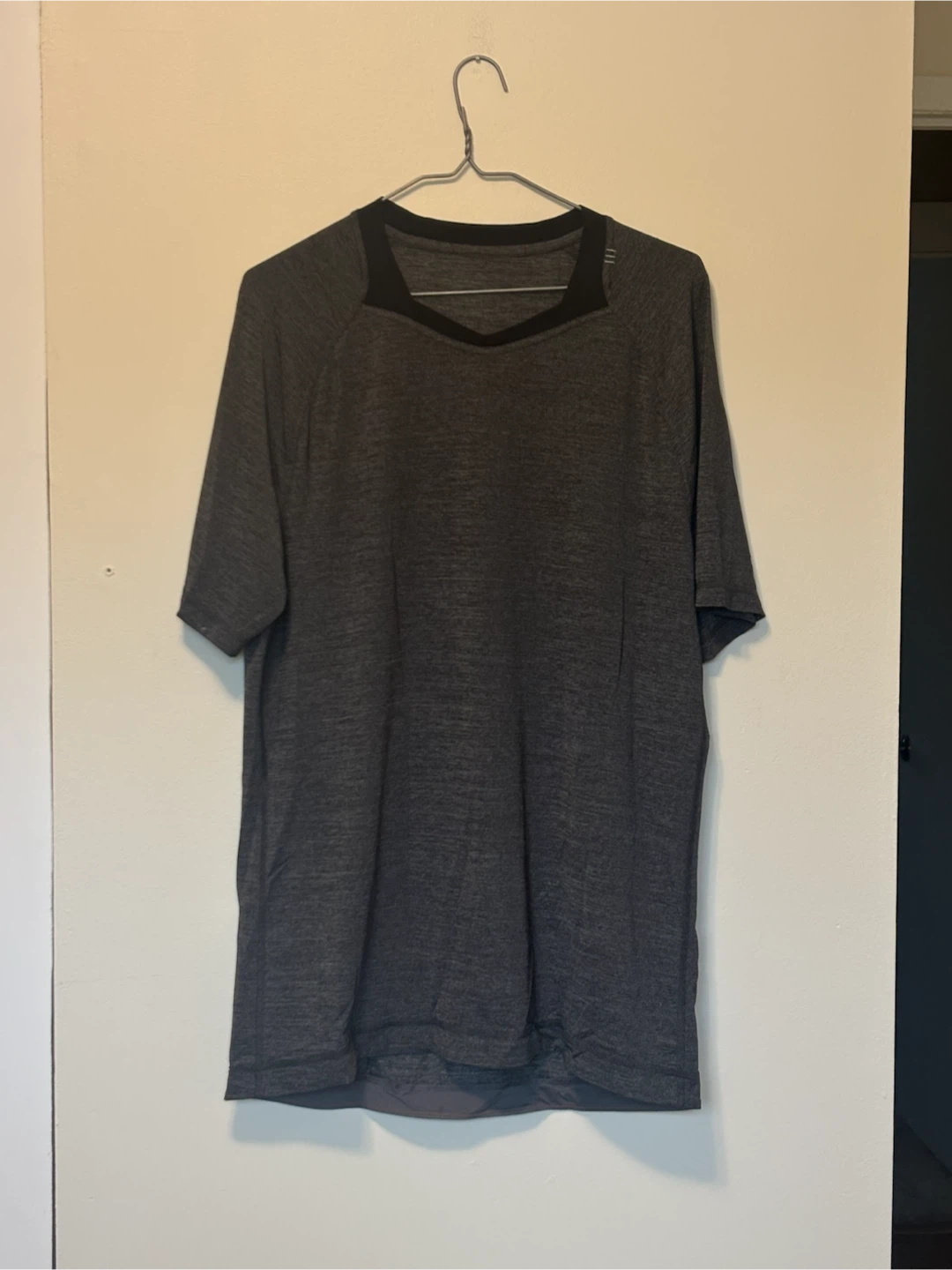 Lululemon Men's Short Sleeve Shirt - Dark Grey