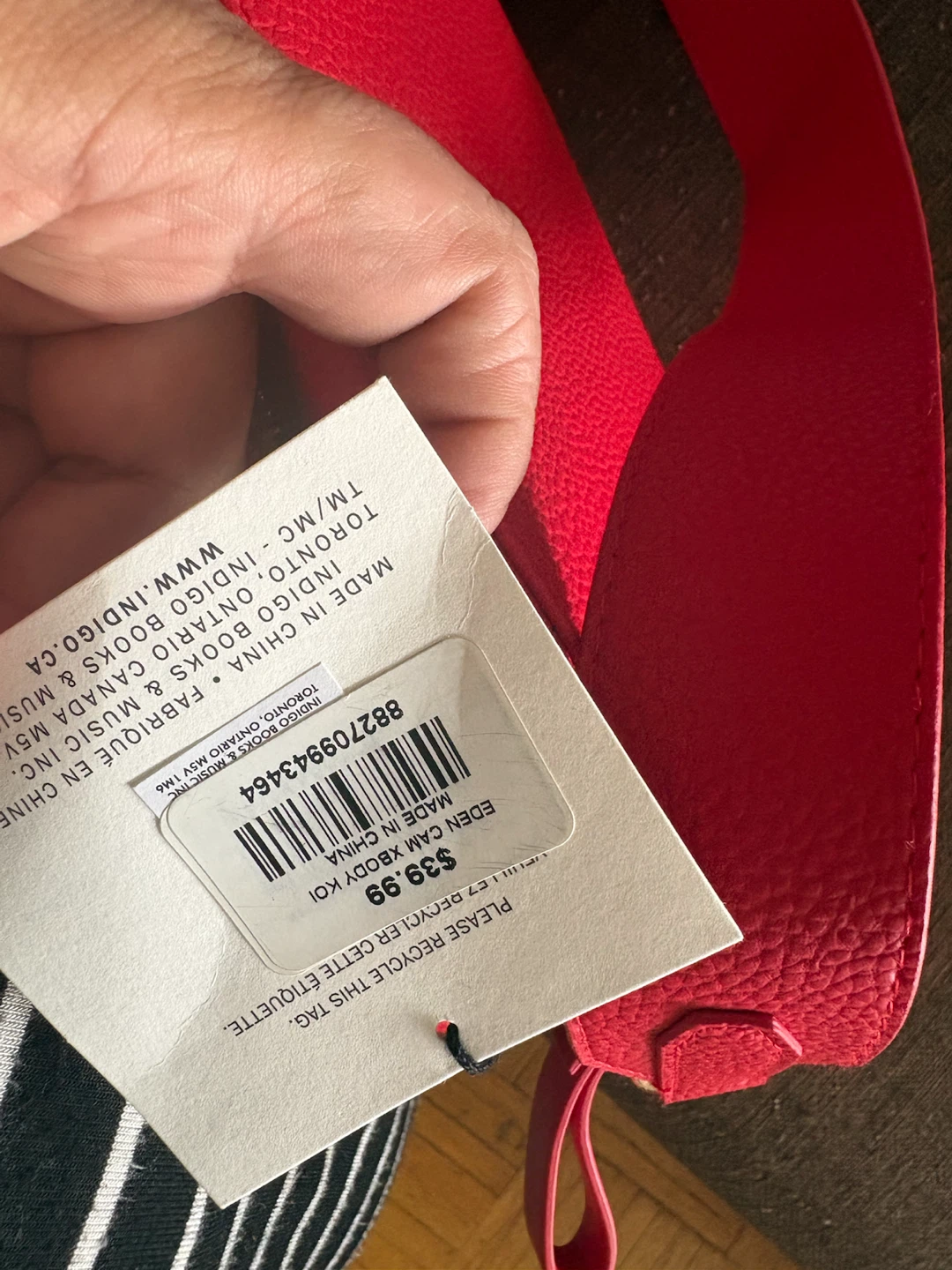 Live and lore small cross body red - photo 3