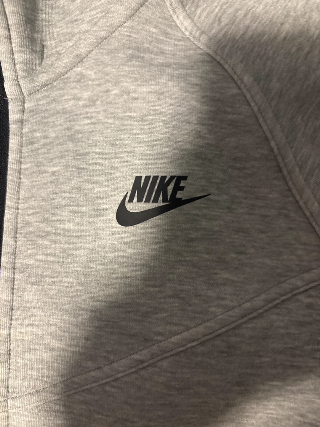 Im selling full grey nike tech on perfect condition size m - photo 2