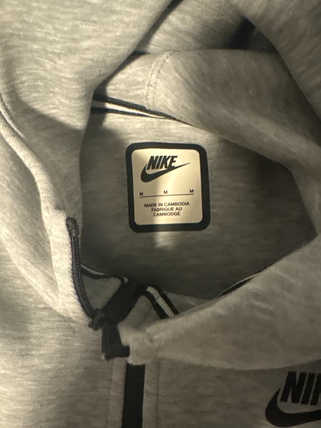 Im selling full grey nike tech on perfect condition size m - photo 3