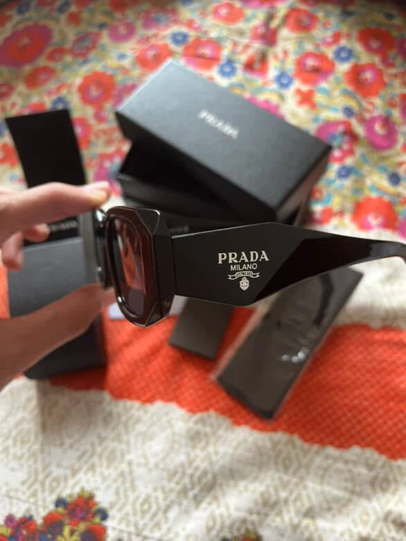 Prada Sunglasses - photo 2