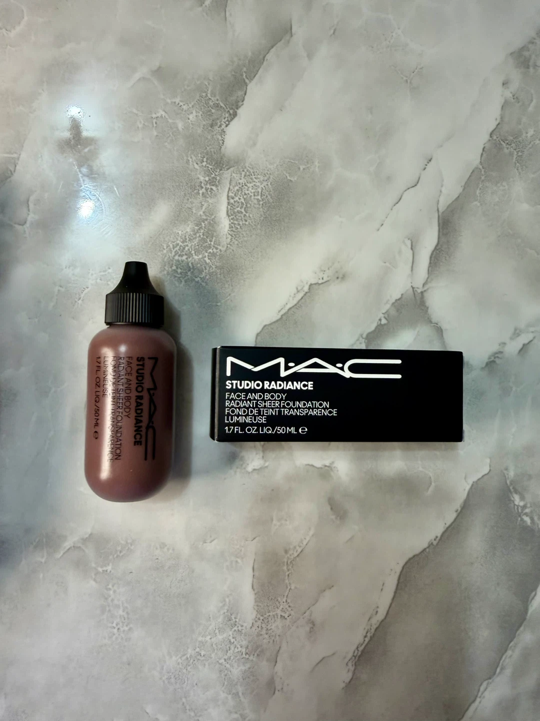 MAC Studio Radiance Face and Body Radiant Sheer Foundatiom