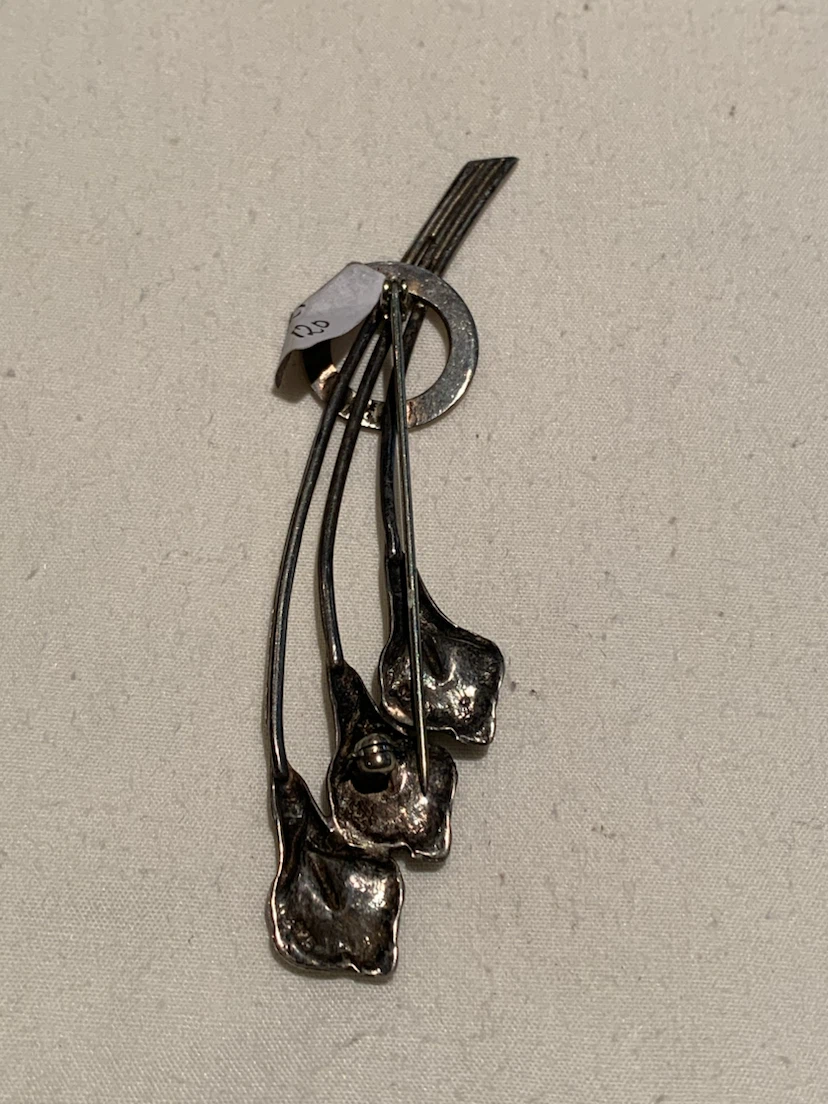 Silver-tone Calla Lily Brooch
