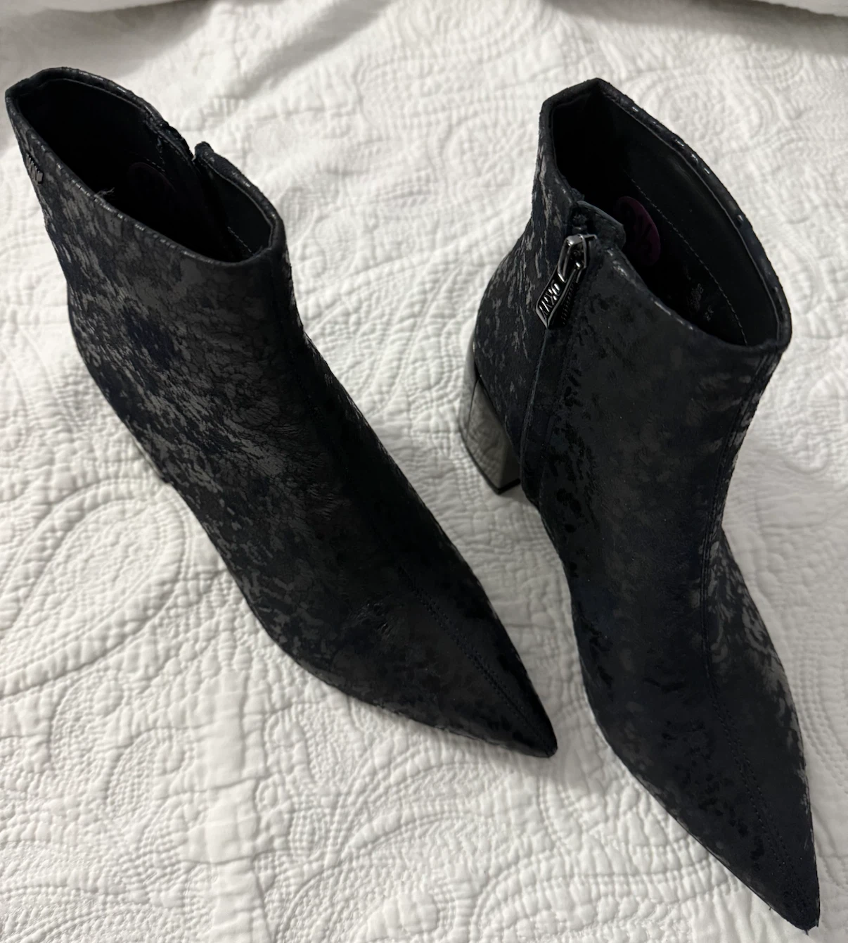 DKNY Black Ankle Boots with Block Heel - photo 4