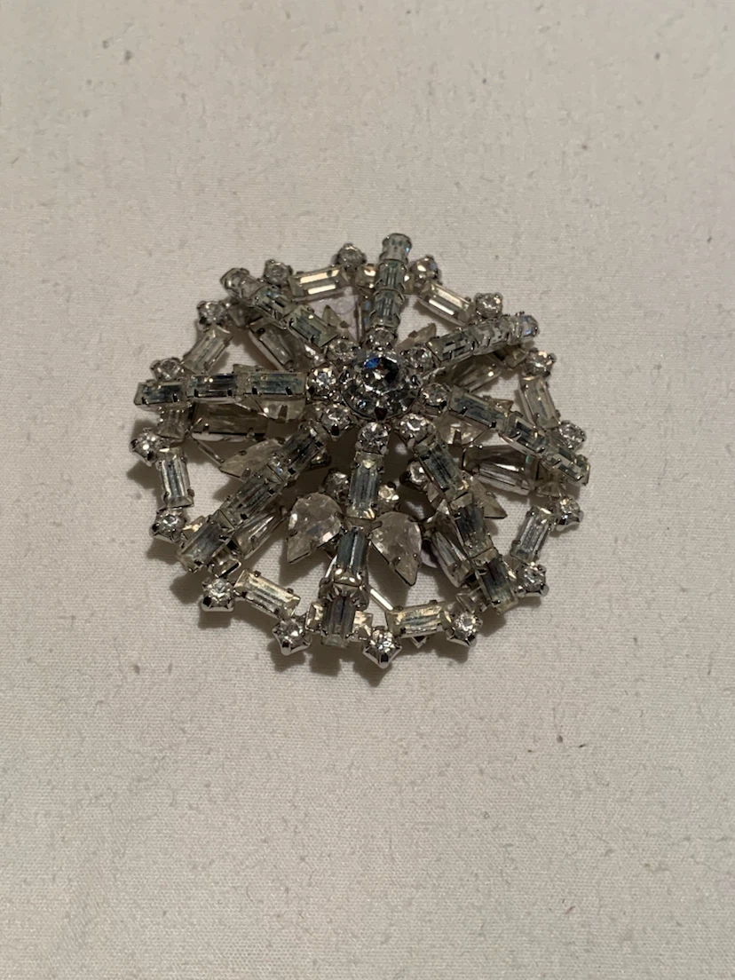 Sparkling Snowflake Brooch