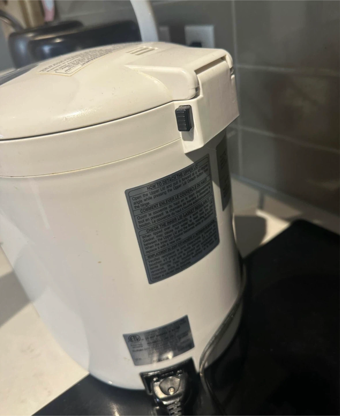 Clean Zojirushi CD-LFC hot water dispenser  4.0L - photo 3
