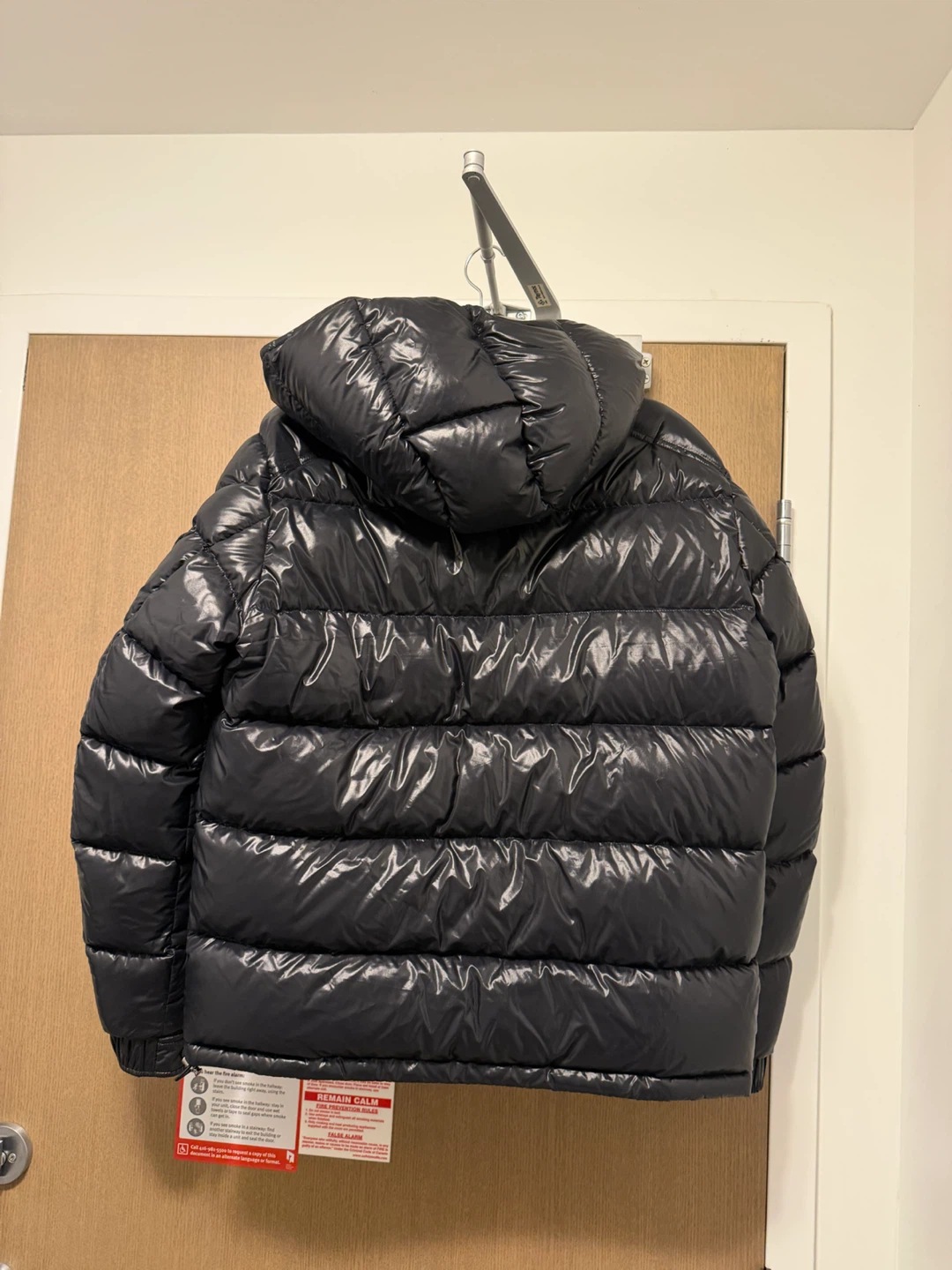 Moncler Puffer Jacket size 3 - photo 4