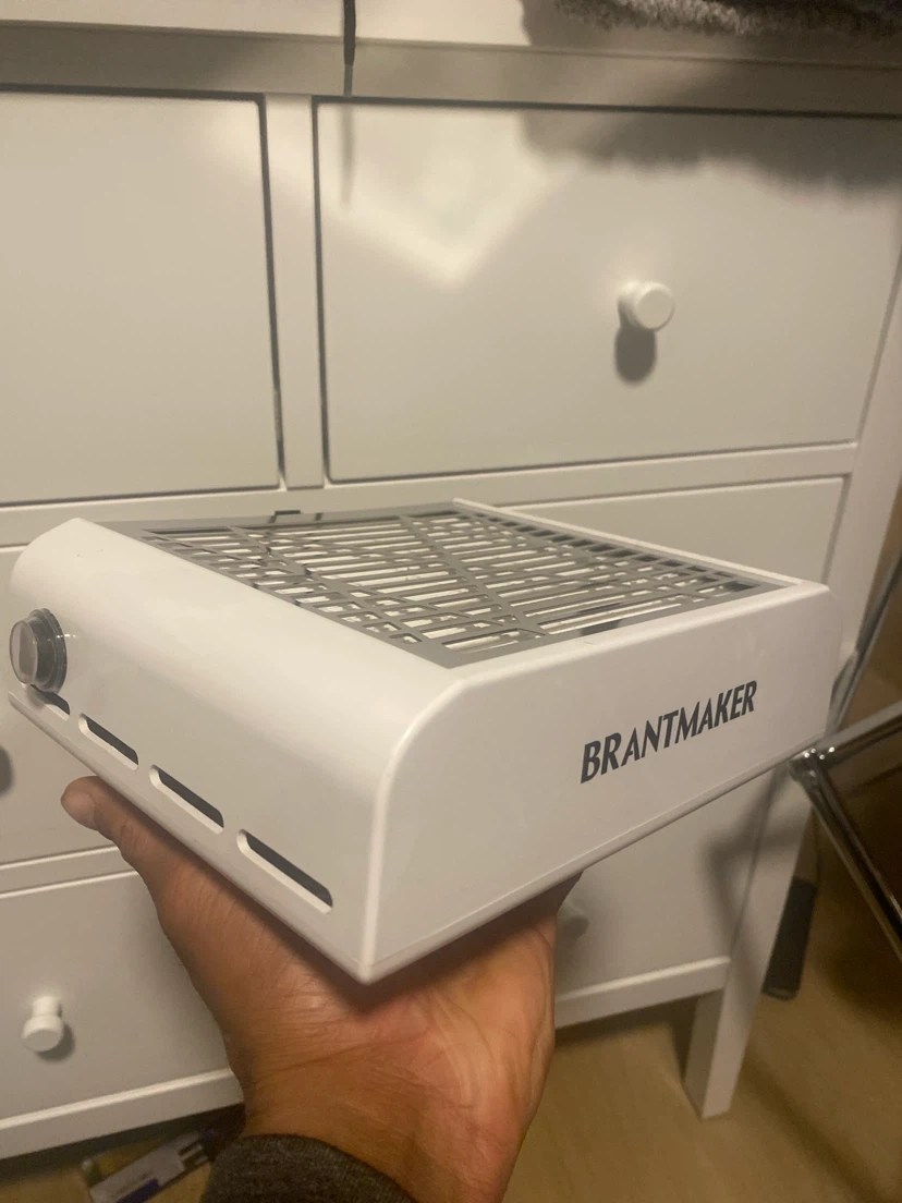 BRANTMAKER Nail Dust Collector