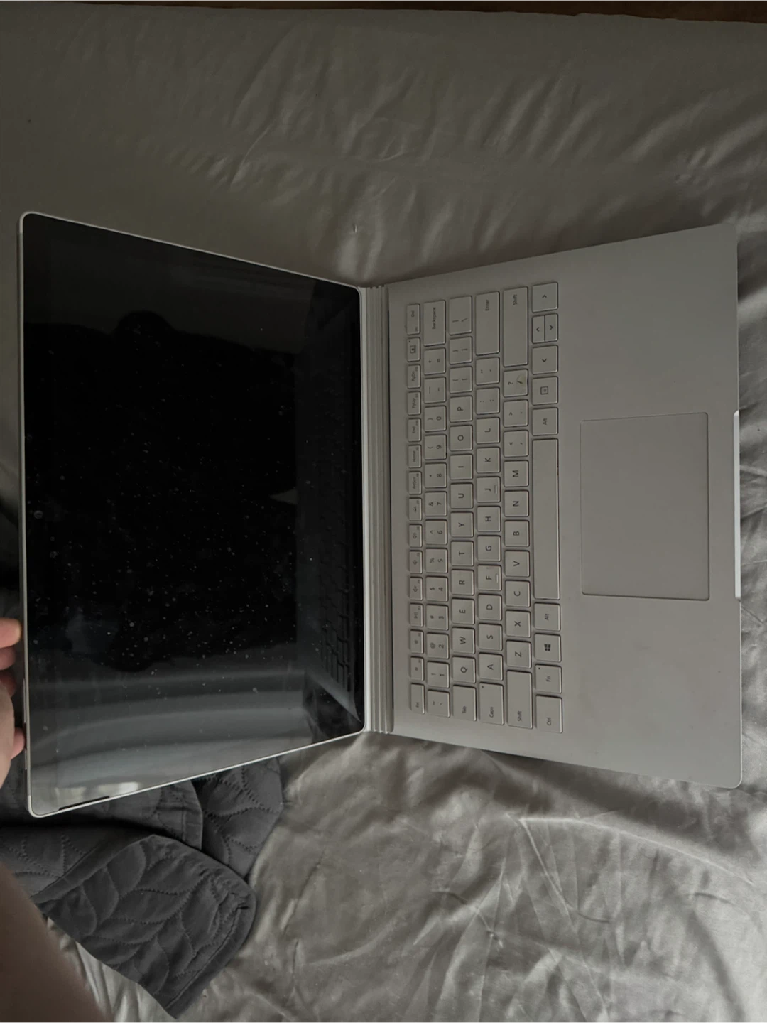 Microsoft surface book 2 13.5" with nvidia graphics