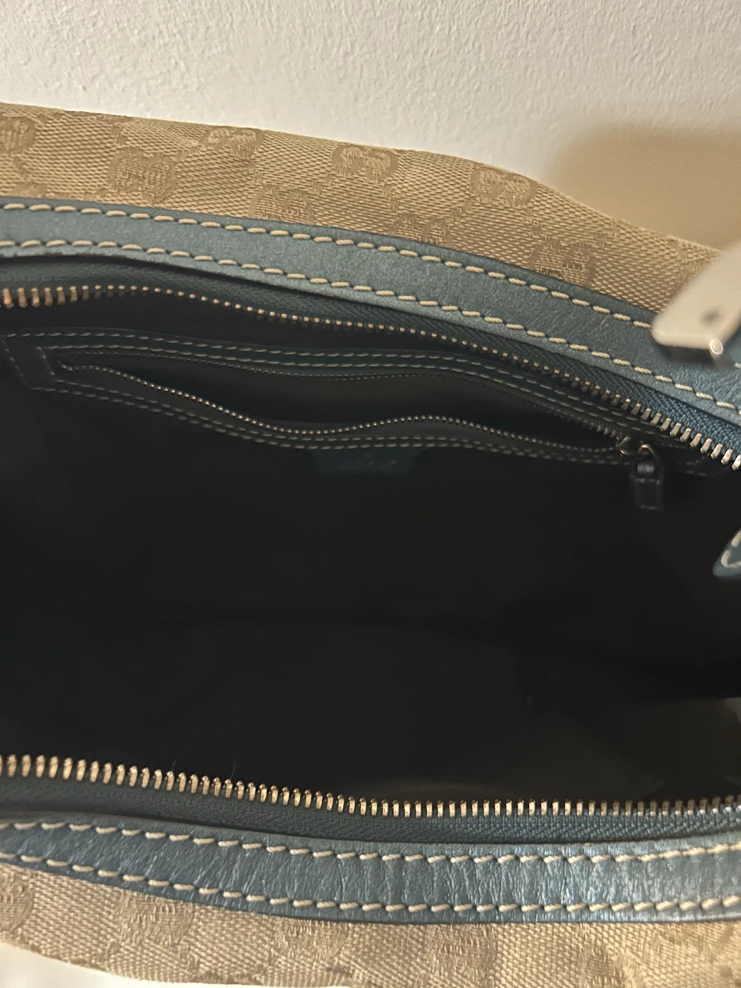 Gucci Monogram Hobo Bag - photo 5