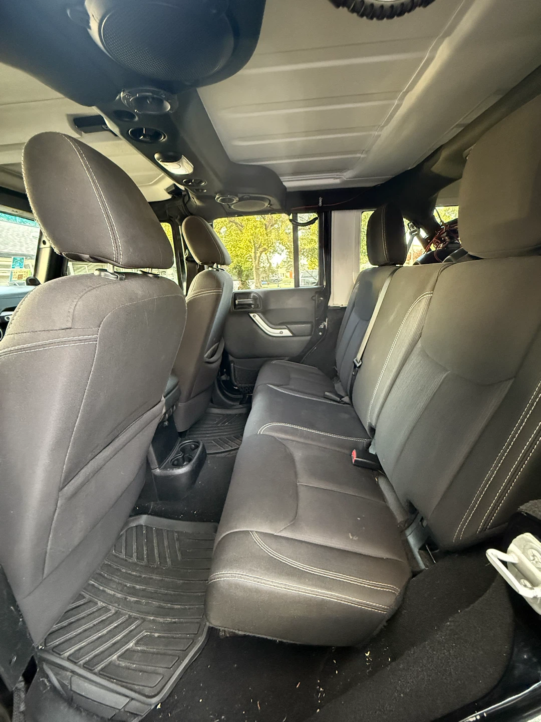 Jeep wrangler Sahara 2014 - photo 5