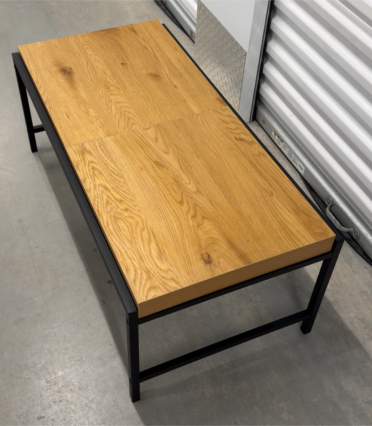 Modern Coffee Table with Hidden Storage | Oak & Black Metal - photo 2
